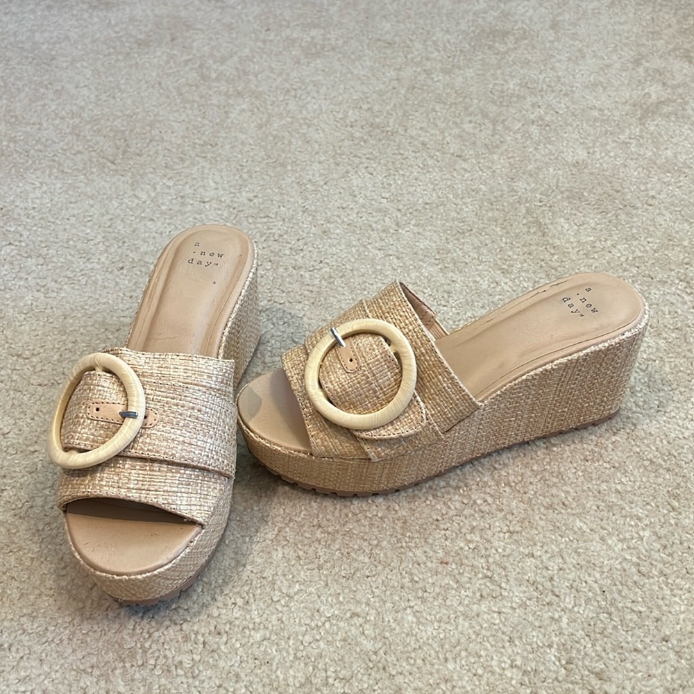 Target, A New Day platform heel